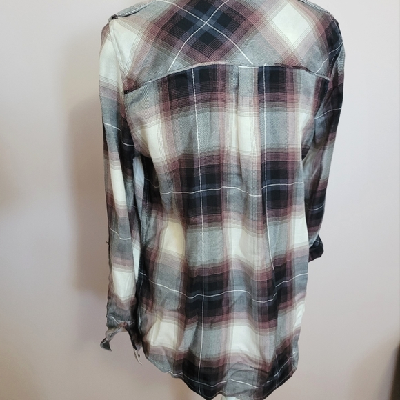 Flannel - Picture 2 of 3